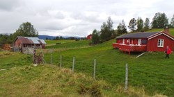 Nysetra - oppunder Tron i Alvdal , midt mellom Tronsvangen og Sjulhusvangen. Nysetra - oppunder Tron i Alvdal , midt mellom Tronsvangen og Sjulhusvangen.