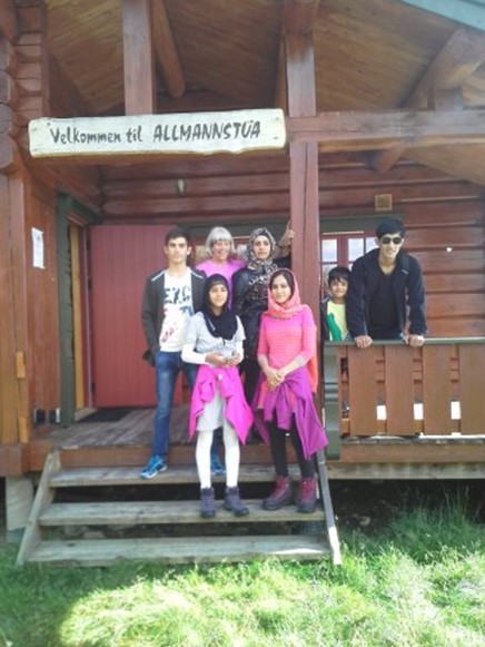 Trivelig sesongåpning på Allmannstua - med blant annet  med denne gjengen.