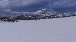 Holmsjøen, mye snø og god varme. Fint skiføre.